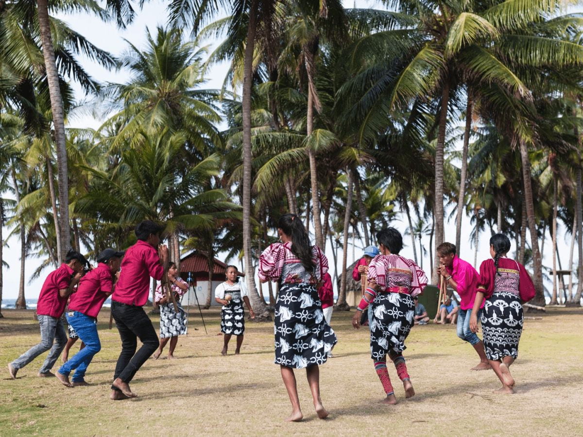 As youth move to cities, indigenous Panamanians battle to save their culture